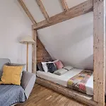 Chic Apartment-old Town-f50/5 Lejlighed
